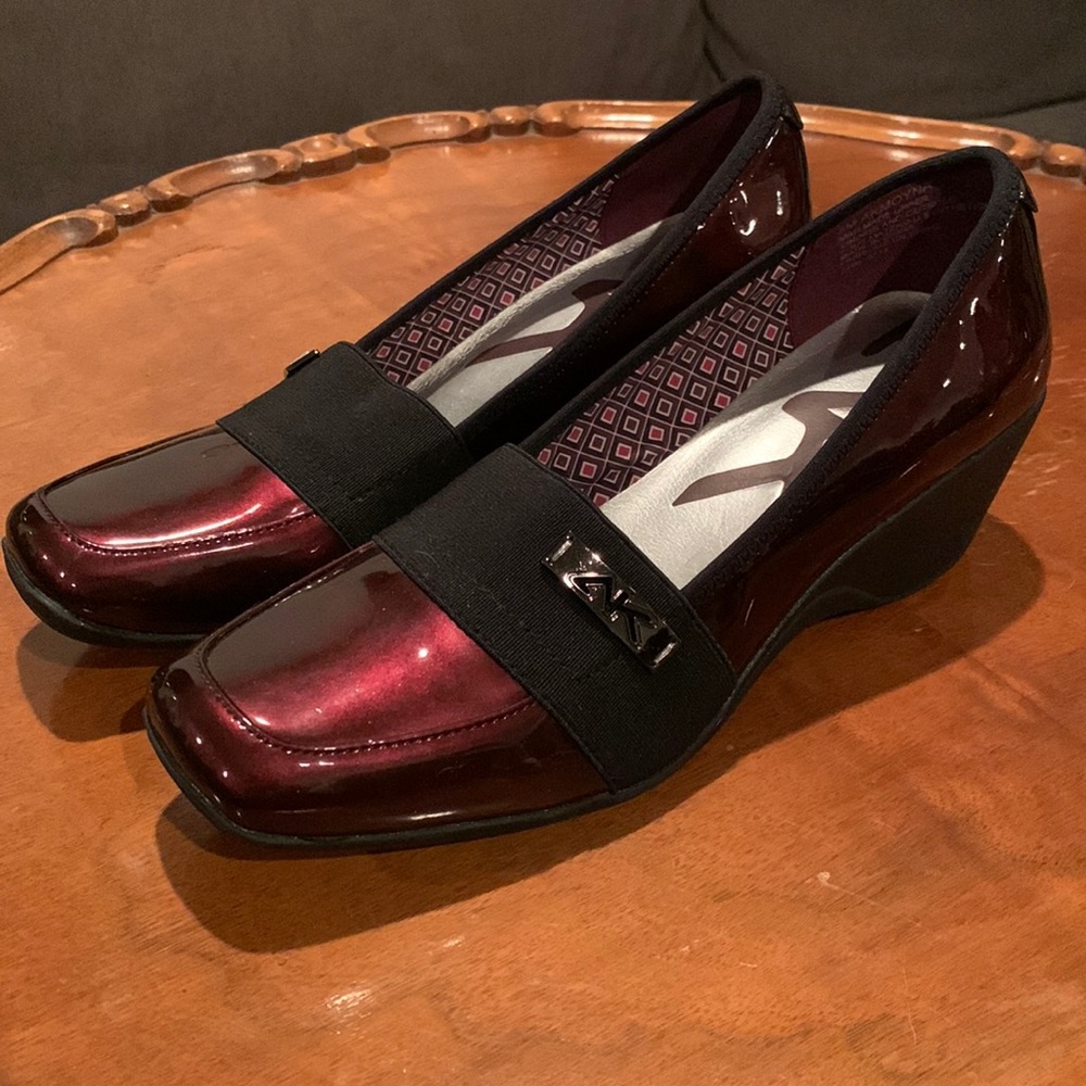 Anne Klein Sport Akmoyna wedge heels